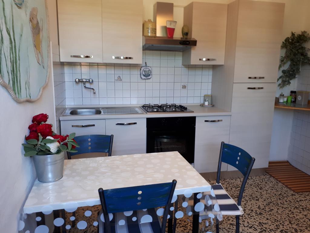 Ferienwohnung Da Rita San Terenzo Exterior foto